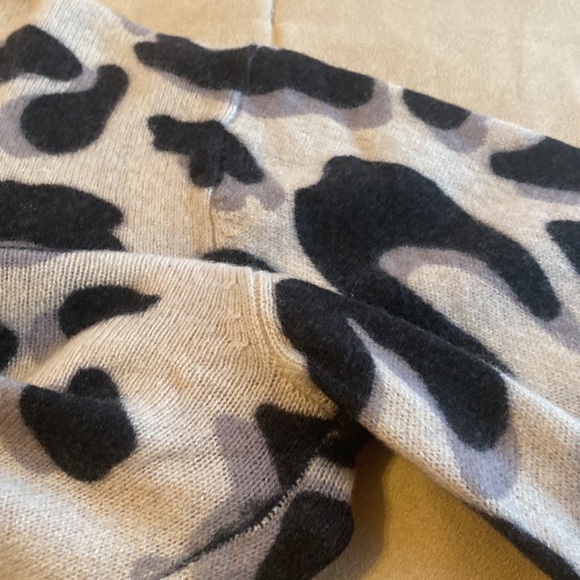 525 CASHMERE crop sweater - Picture 5 of 9